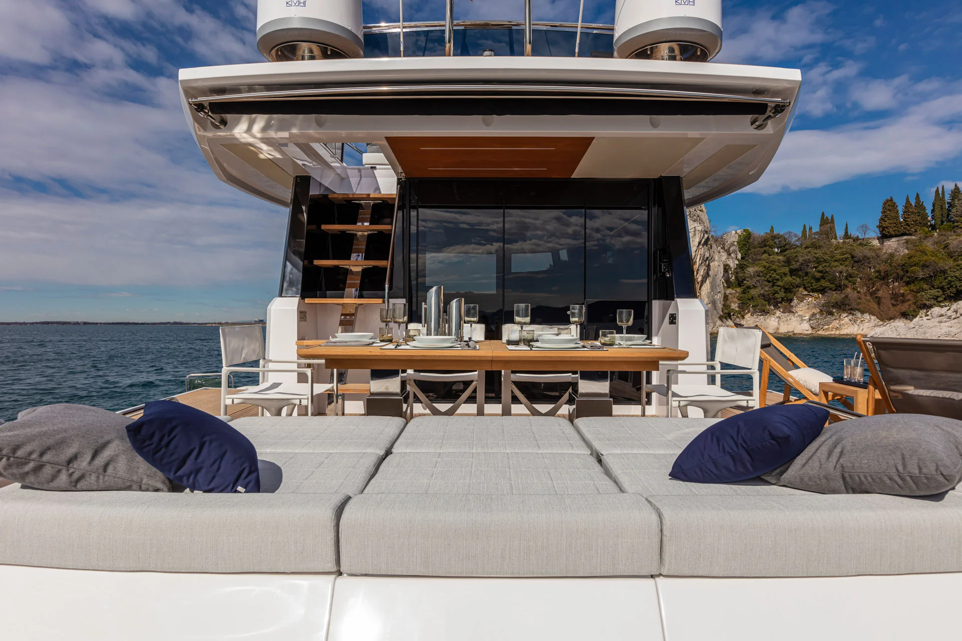 PardoYacht_PardoModel_E60_exterior_desktop_005